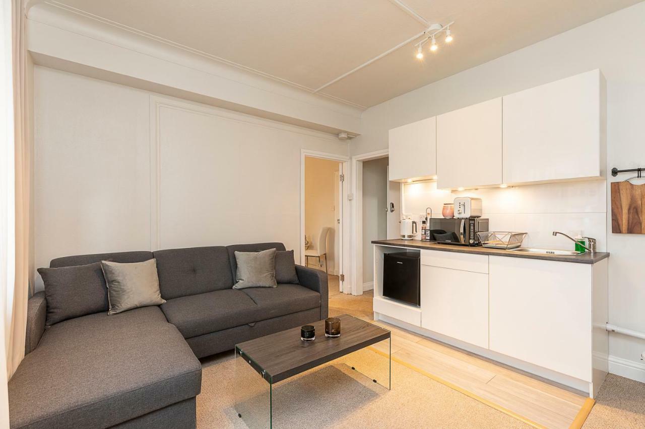 Grand Swiss Cottage Apartment Лондон Екстер'єр фото