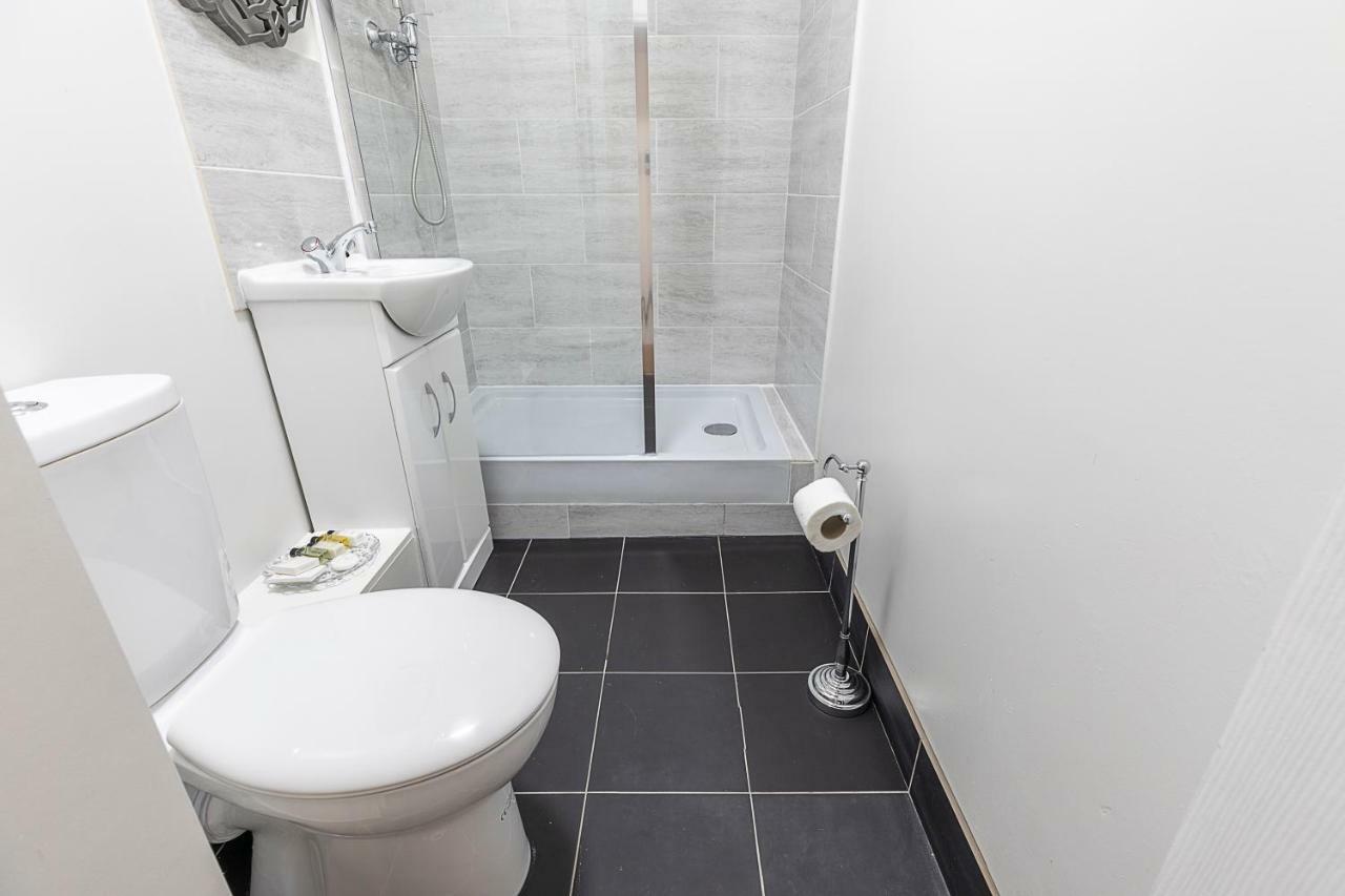 Grand Swiss Cottage Apartment Лондон Екстер'єр фото
